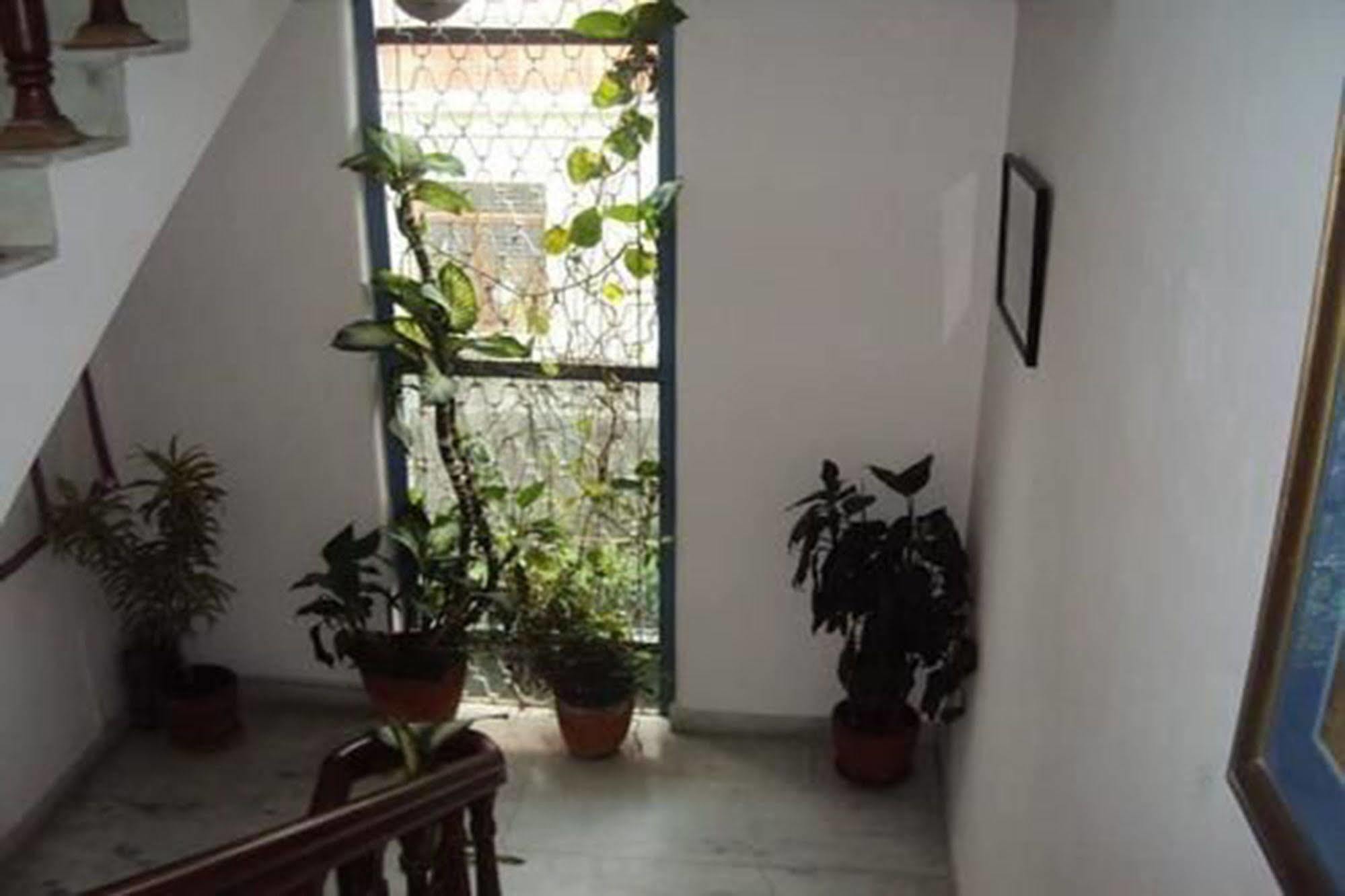 Sacred Valley Inn Pokhara Exterior foto